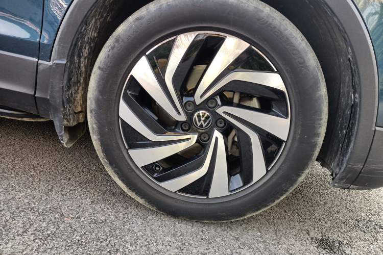 Used Volkswagen Tiguan L 2022 330TSI Automatic Two-Wheel Drive Smart Edition Exterior 7