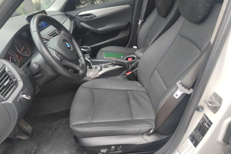 Used BMW X1 2014 sDrive18i Leading Model
