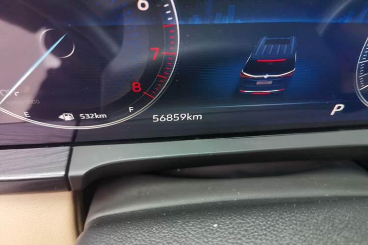 Used Buick GL8 2020 ES Land Cruiser 653T Luxury Model Odometer Close Up