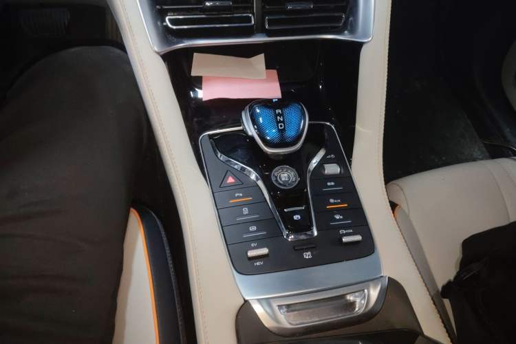 Used BYD Song PLUS New Energy 2021 DM-i 110KM Flagship Model Gear Lever