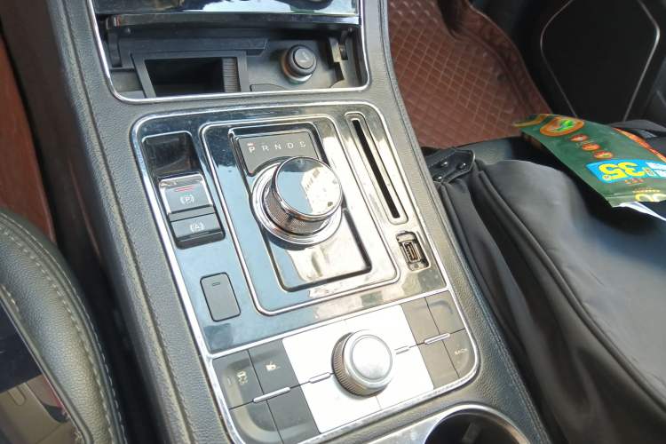 Used Zotye T600 2016 Sport Edition 2.0T DCT Prestige Model Gear Lever