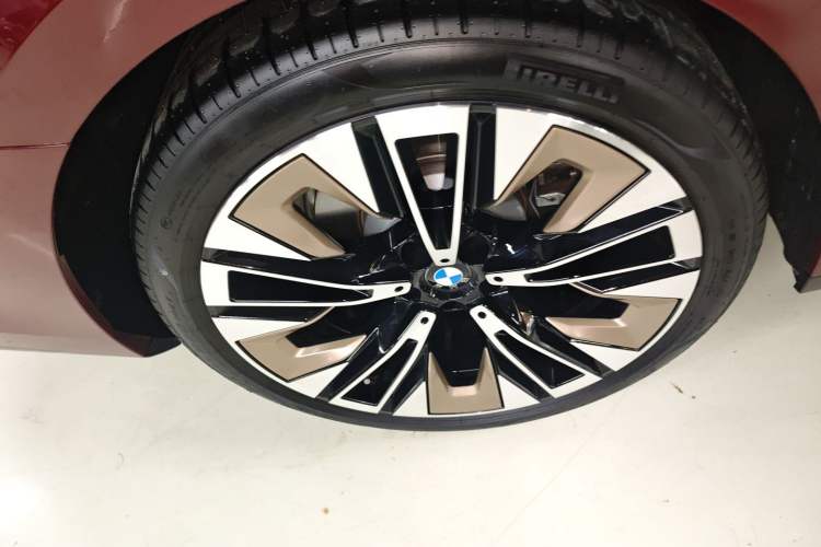 Used BMW 5 Series 2024 530Li Luxury Edition M Sport Package
