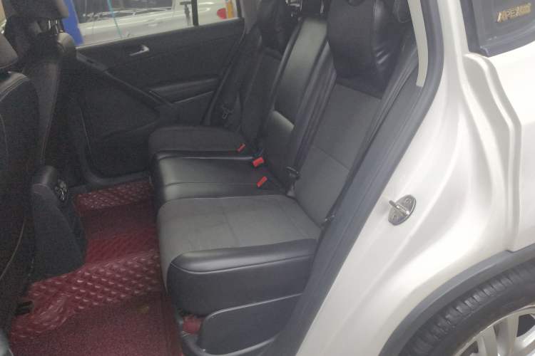 Used Volkswagen Tiguan L 2016 300TSI Automatic Two-Wheel Drive Trend Edition