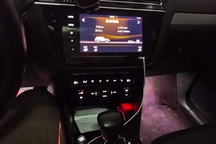 Used Volkswagen Tiguan L 2019 330TSI Automatic Two-Wheel Drive Smart Luxury Version China VI Standard Audio And AC Panel