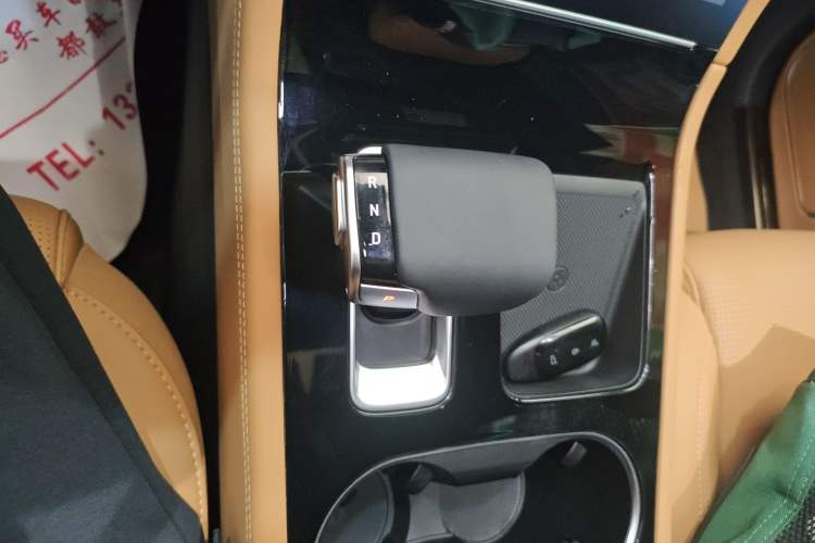 Used Li Auto ONE 2021 Extended-Range 6-Seater Version Gear Lever