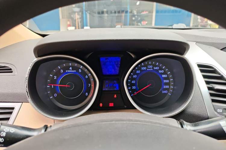 Used Hyundai Elantra (5th Generation / Langdong) 2012 1.6L Automatic Leading Model Instrument Cluster