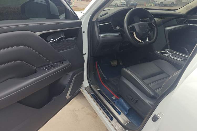 Used Venucia Star 2023 260T Starful Achievement Edition Pro