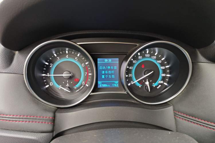 Used Haval H1 2016 Revised Version Blue Badge 1.5L AMT Luxury Edition
