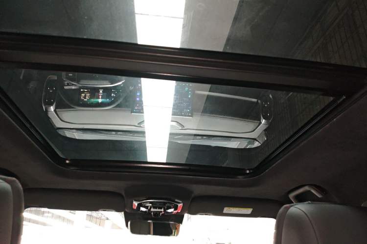 Used JETOUR Traveler 2023 2.0T All-Wheel Drive CrossPRO+
