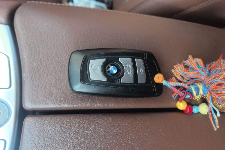 Used BMW 5 Series GT 2015 528i Leading Model Vehicle Key