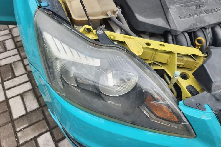 Used Ford Focus 2013 Hatchback Classic 1.8L Automatic Base Model Right Front Headlight