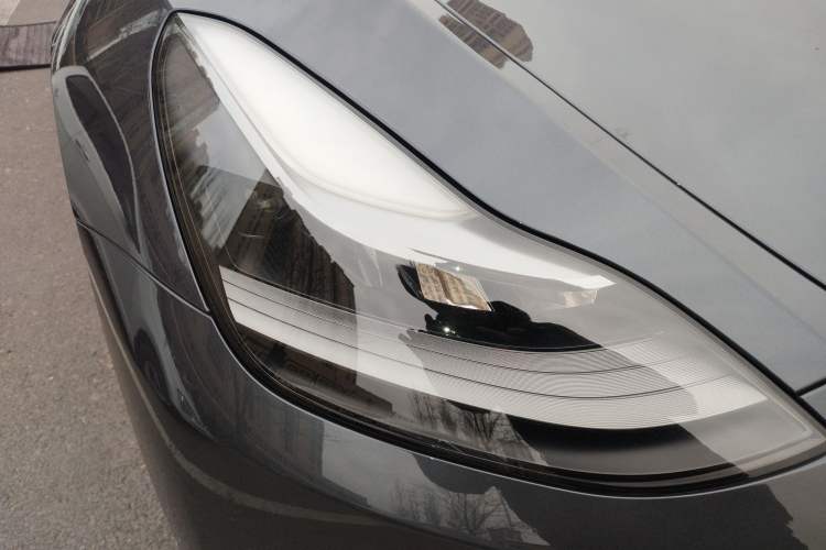 Used Tesla Model Y 2021 Long-Range All-Wheel-Drive Version