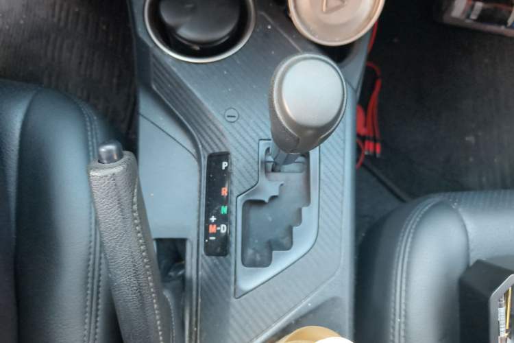 Used Toyota RAV4 2015 2.0L CVT Two-Wheel Drive Fashion Edition
