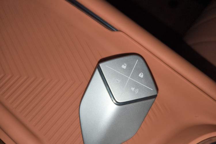 Used Deepal S07 2023 520Max Pure Electric Version Interior 1