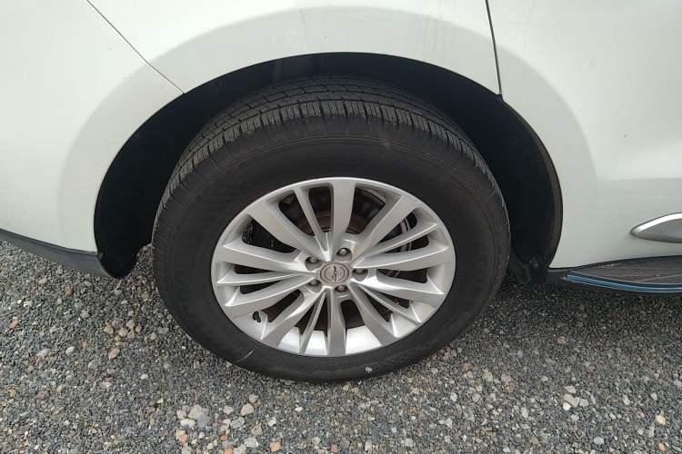 Used Zotye SR9 2017 2.0T Manual "Ultimate Road" Edition Right Rear Wheel Hub