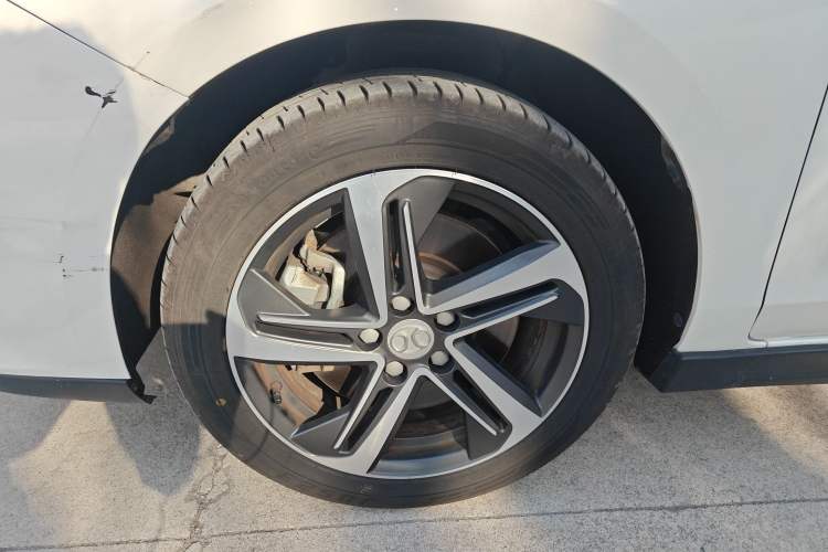 Used BAIC Beijing EU5 2018 R550 Smart Trend Edition