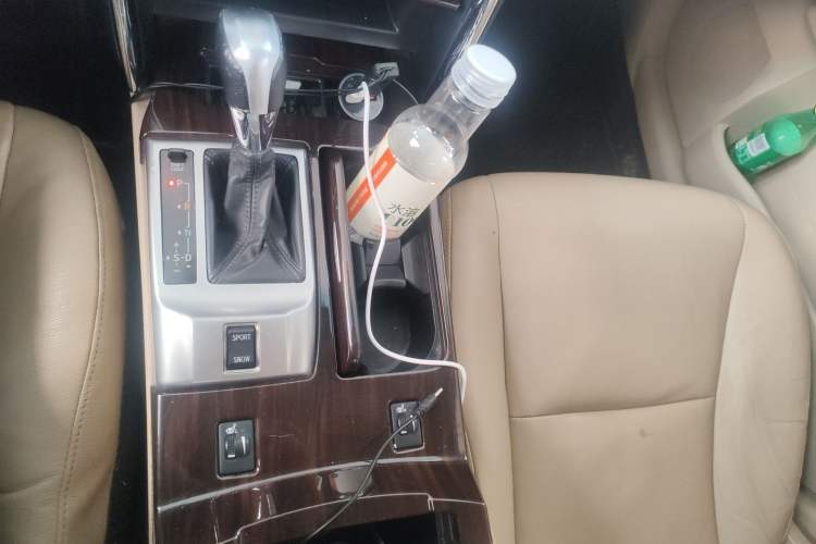 Used Toyota Reiz 2012 2.5V Fengdu Elite Stylish Edition Gear Lever