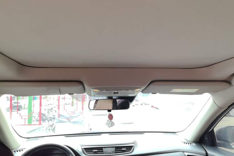 Used Nissan X-Trail 2019 2.0L CVT Smart Connect Comfort Edition 2WD Headliner