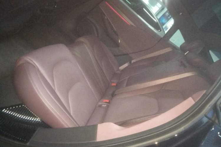 Used Xiaomi Auto SU7 2024 Rear-Drive Long-Range Intelligent Driving Version
