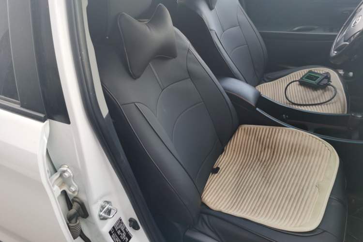 Used Toyota YARiS L Zhi Xuan 2022 X-Trail 1.5L CVT Leading PLUS Edition Right Front Seat