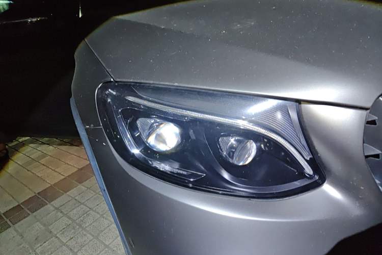 Used Mercedes-Benz GLC AMG 2017 AMG GLC 43 4MATIC Special Edition Right Front Headlight