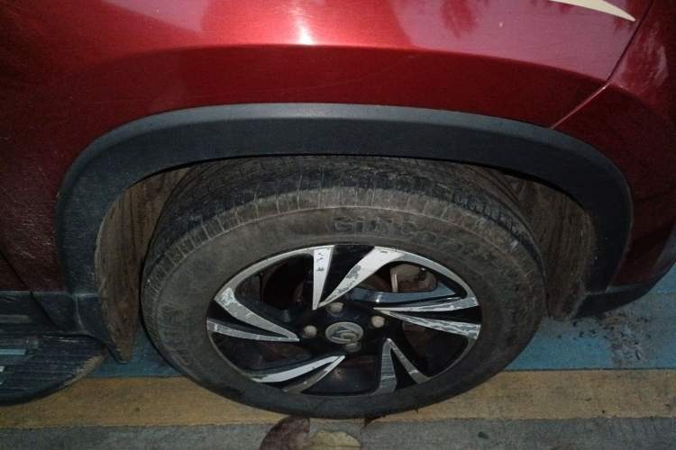 Used Baojun 510 2017 1.5L Manual Luxury Model Right Front Wheel Hub