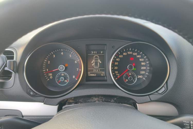 Used Volkswagen Golf 2011 1.4 TSI Automatic Luxury Edition
