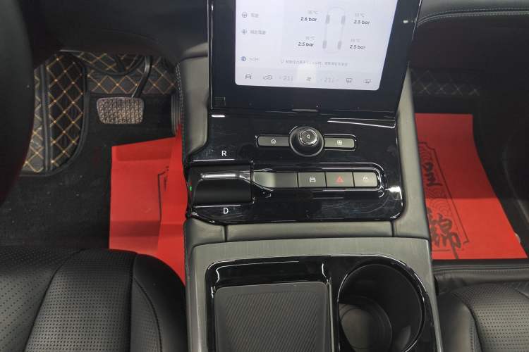 Used Nio ES8 2018 Founder Edition Gear Lever