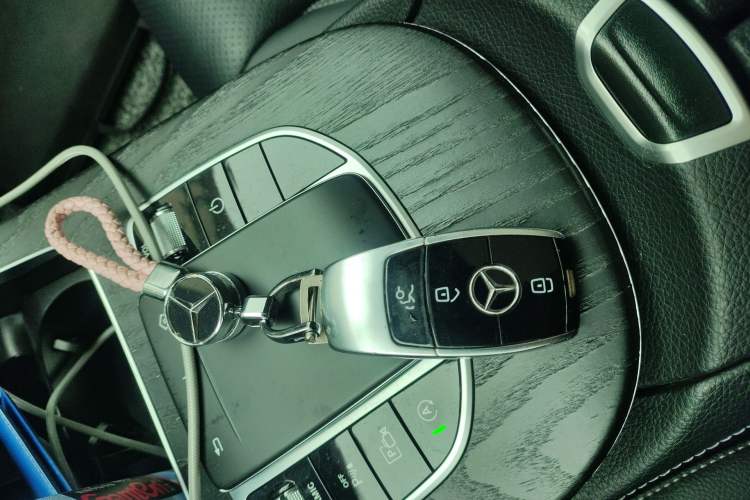 Used Mercedes-Benz E-Class 2019 Restyled E 300 L Sporty and Stylish Edition