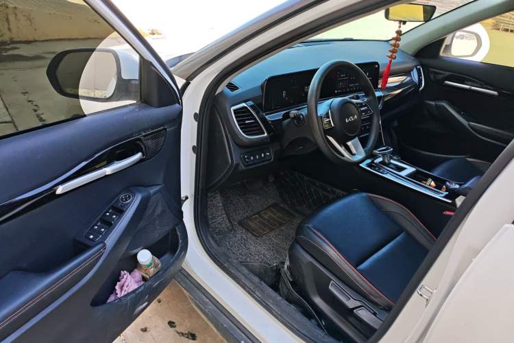 Used Kia Seltos 2023 1.5L CVT Luxury Edition
