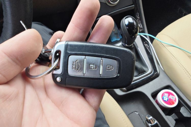 Used Hyundai Elantra (5th Generation / Langdong) 2013 1.6L Automatic Leading Model Vehicle Key