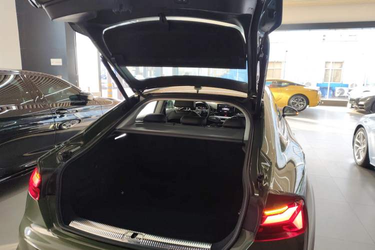 Used Audi A5 2024 Sportback 40 TFSI Fashionable and Dynamic Model
