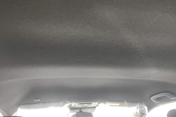 Used Toyota Corolla Cross 2026 Model 2.0L Smart Electric Hybrid Dual-Engine Pioneer Edition Headliner