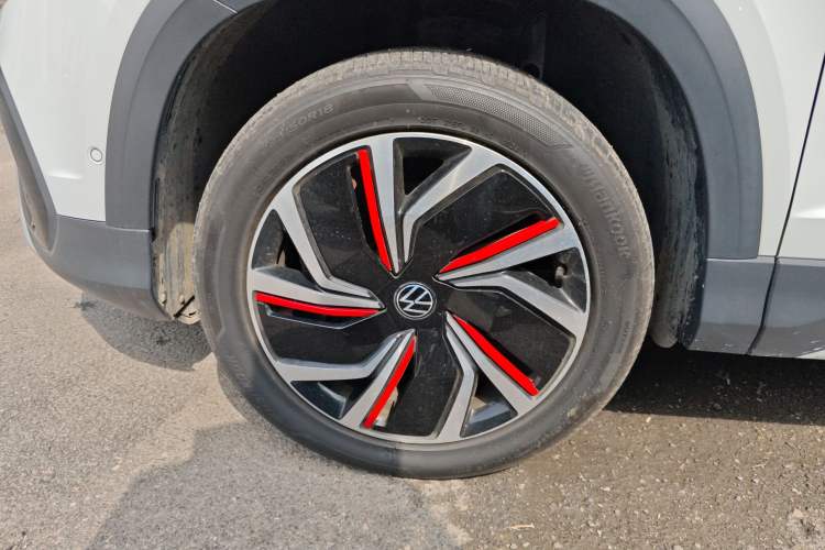 Used Volkswagen Tharu 2024 300TSI Two-Wheel-Drive Moon Luxury Edition Exterior 4