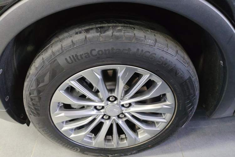 Used Cadillac XT4 2024 28T Two-Wheel-Drive Luxury Version