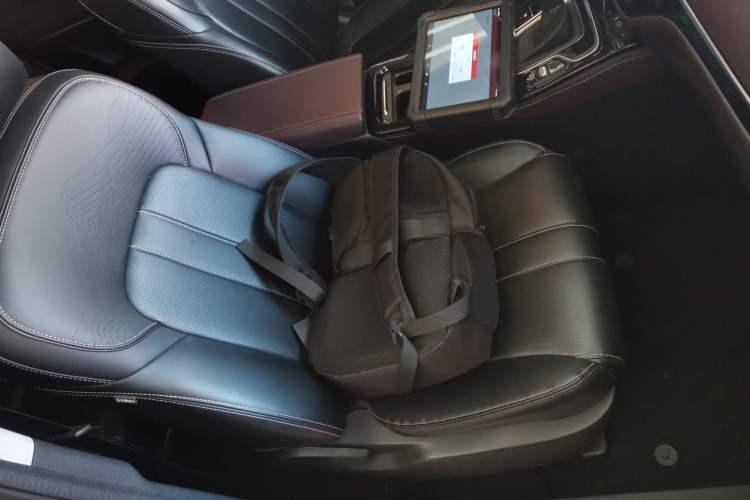 Used GAC Trumpchi M6 2023 PRO 270T DCT Luxury Edition
