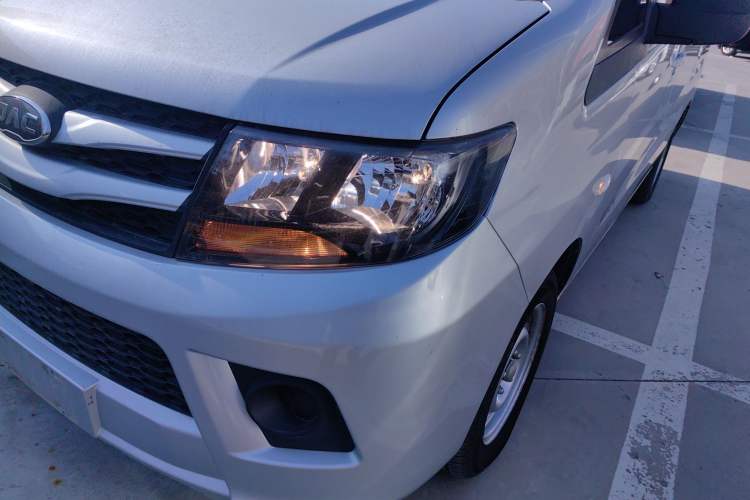 Used JAC Refine M3 2019 1.8L 2-Seat Shuttle Version