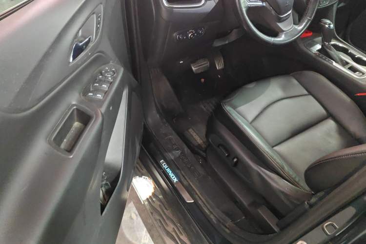 Used Chevrolet Equinox 2017 535T Automatic YuJie Edition