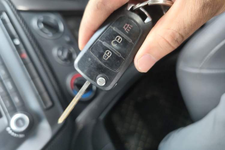 Used Great Wall Wingle 5 2020 2.0T Diesel Two-Wheel-Drive Elite Version Big Double Cab China VI Standard GW4D20M Vehicle Key