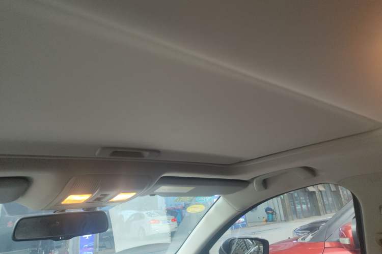 Used Mazda Atenza 2017 2.0L Blue Sky Luxury Edition
