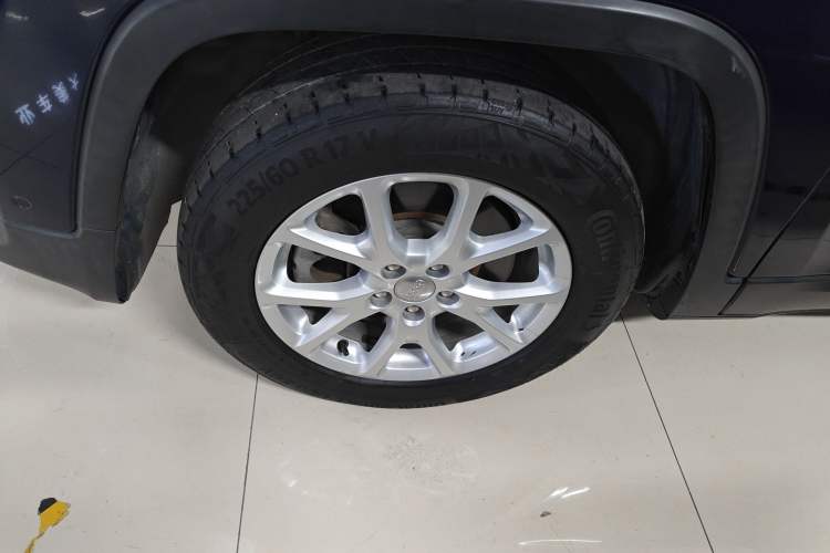 Used Jeep Cherokee 2016 2.4L Leading Smart Version