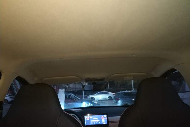 Used JAC Yiwei E10X 2024 Charming Edition 301km Lite
