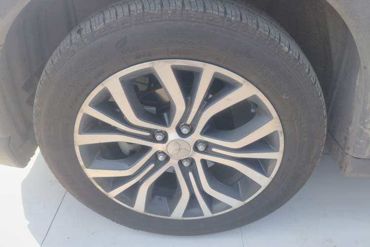 Used Mitsubishi Outlander 2016 2.4L 4x4 Elite Edition 5 Seats