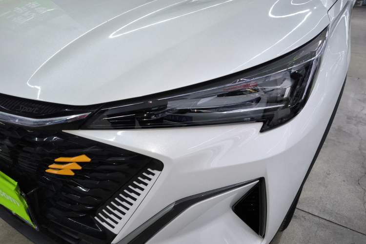 Used CHANGAN OSHAN X5 PLUS 2023 Revised 1.5T DCT Excellence Edition
