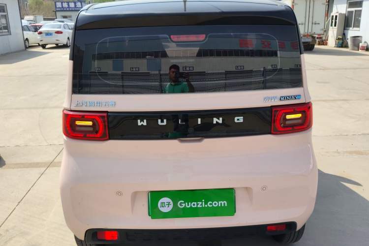 Used Wuling Hongguang MINIEV 2021 Macaron Fashion Model Lithium Iron Phosphate Rear