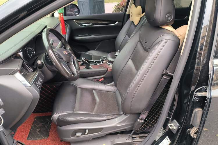 Used Cadillac XT5 2017 Anniversary Edition 25T Luxury Model