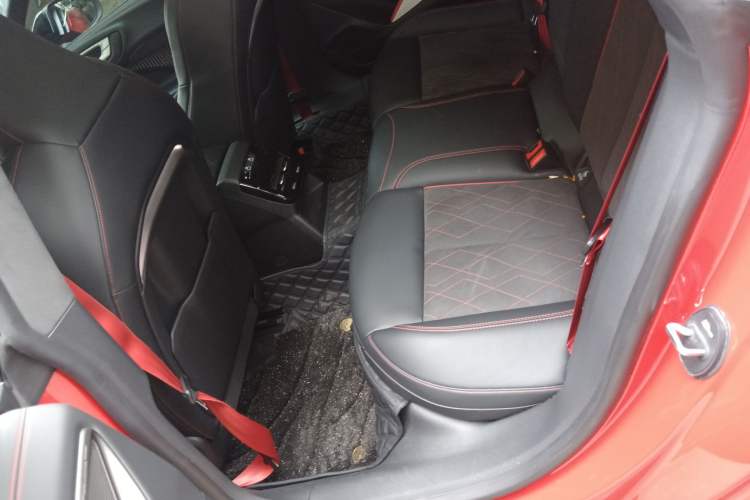 Used Audi A5L Sportback 2026 Model Range: TFSI quattro 150kW Red Fortune Limited Edition
