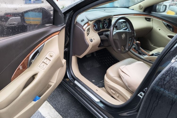 Used Buick LaCrosse 2012 2.4L SIDI Elegant Edition