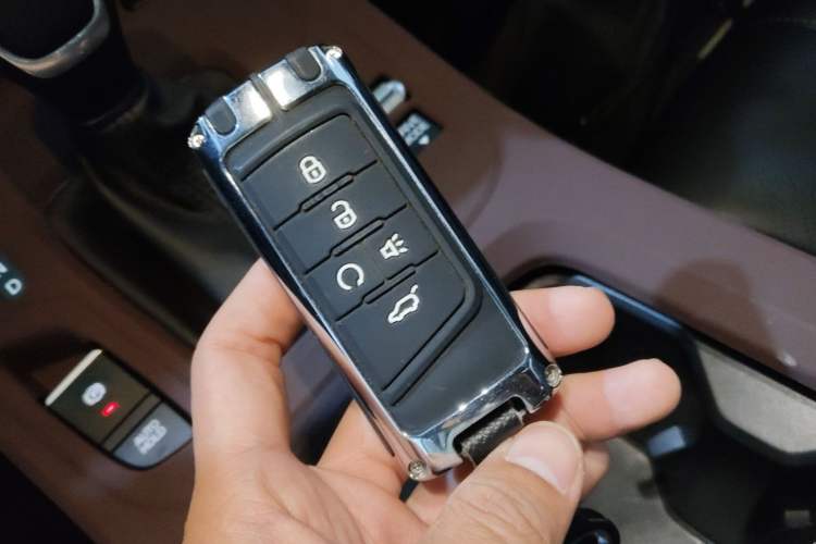 Used GAC Trumpchi M6 2021 PRO 270T DCT Luxury Edition