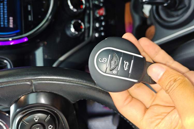 Used MINI Countryman 2021 1.5T COOPER Connoisseur Vehicle Key